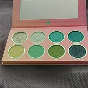 BH Cosmetics Pistachio palette
